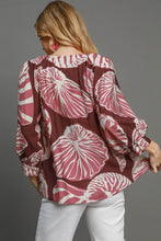 Load image into Gallery viewer, Umgee Two Toned Floral Print Top in Plum/Mauve
