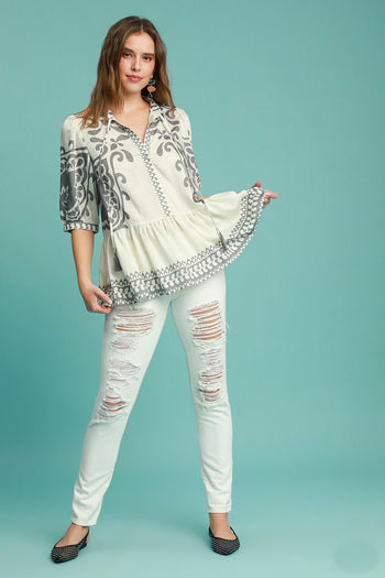 Umgee Abstract Print and Bordered Top in Grey