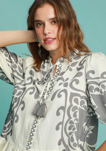 Umgee Abstract Print and Bordered Top in Grey