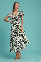 Umgee Abstract Print Leaf Maxi Dress in Black