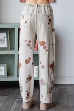 Load image into Gallery viewer, Oli &amp; Hali Floral Embroidered Denim Jeans in Warm Grey
