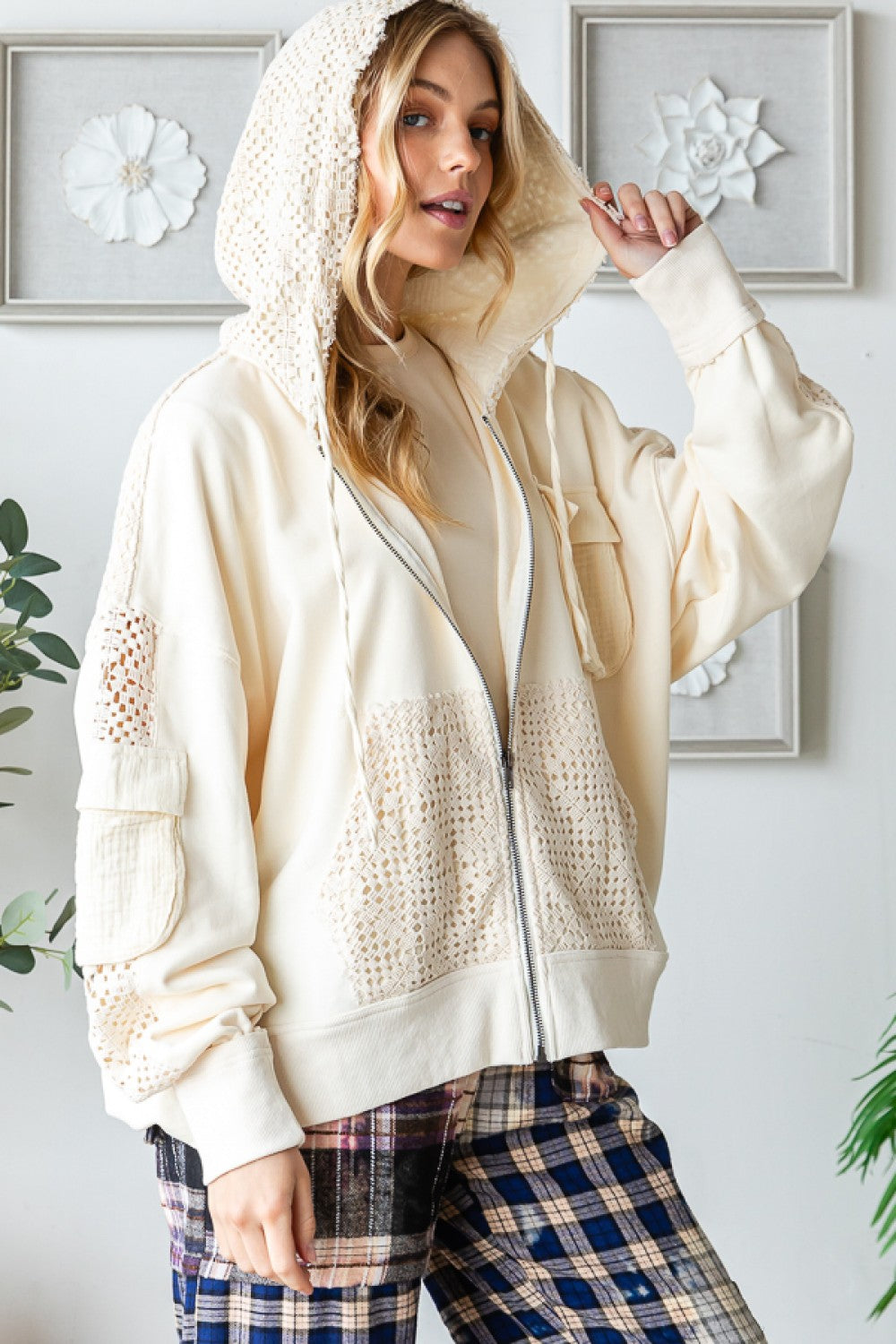 Oli & Hali Solid Color Open Twist Back Jacket in Cream – June Adel