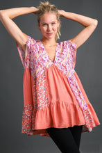 Load image into Gallery viewer, Umgee Mixed Print High Low Hem Top in Coral Mix Top Umgee   
