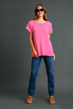Load image into Gallery viewer, Umgee Linen Blend Back Printed Top in Hot Pink Shirts &amp; Tops Umgee   

