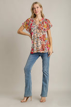 Load image into Gallery viewer, Umgee Floral Print Boxy Cut Top in Rose Mix ON ORDER Shirts &amp; Tops Umgee   
