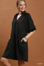 Load image into Gallery viewer, Umgee Floral Textured Jacqaurd V-Neck Dress in Black
