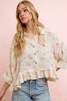 BiBi Floral Crinkle Quarter Sleeve Ruffle Hem Top in Floral