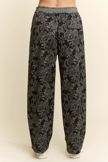 J.nna Textured Floral Print Pants in Black
