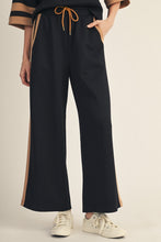 Load image into Gallery viewer, Jodifl Side Contrast Accent Casual Pants in Black
