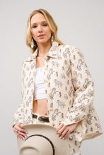 Load image into Gallery viewer, Blue B Quilted Western Horse Print Jacket in Cream
