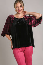 Load image into Gallery viewer, Umgee Solid Velvet Top with Animal Print Burnout Sleeves in Black
