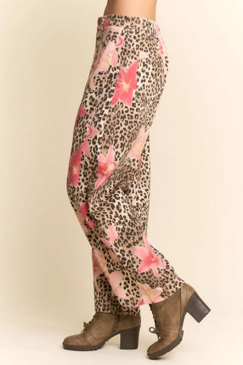 Davi & Dani Leopard and Floral Print Pants in Leopard Floral