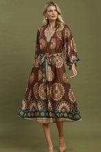 Load image into Gallery viewer, Umgee Abstract Print Belted Midi Dress in Rust
