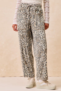 BiBi Leopard Print Barrel Leg Pants in Leopard – June Adel