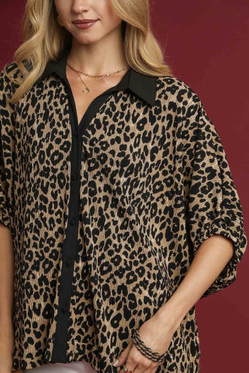 Umgee Animal Jacquard Button-Down Tunic Top in Latte Mix