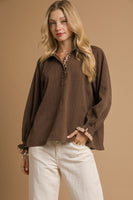 Umgee Textured Top with Contrasting Trim in Brown