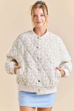 Load image into Gallery viewer, Main Strip Quilted Floral Print Bomber Jacket in Ivory/Blue
