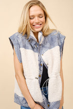 Load image into Gallery viewer, Blue B Quilted Paisley and Faux Shearling Vest in Off White
