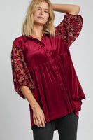 Umgee Velvet Lace Sleeve Tunic Top in Wine