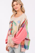 Load image into Gallery viewer, Sage+Fig OVERSIZED Peace Sign and Star Applique Patch Sweatshirt in Multi
