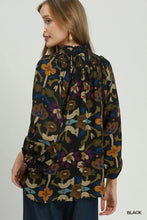 Load image into Gallery viewer, Umgee Floral Print Split Neck Blouse in Black

