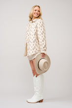 Load image into Gallery viewer, Blue B Quilted Western Horse Print Jacket in Cream
