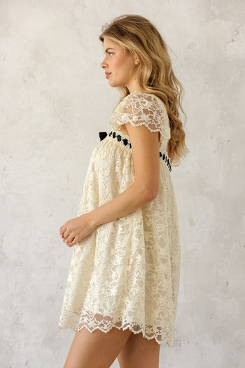 Storia Lace Contrast Ribbon Mini Dress in Cream/Black