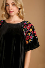 Load image into Gallery viewer, Umgee Velvet Mini Dress with Floral Embroidery in Black
