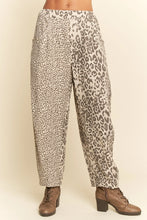 Load image into Gallery viewer, Davi &amp; Dani Leopard Print Barrel Pants in Taupe Leopard
