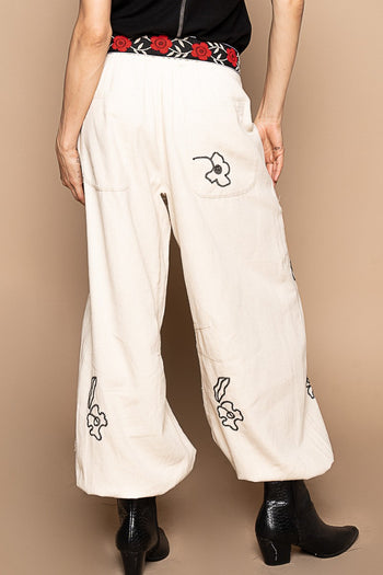 POL Floral Embroidered Twill Joggers in Oatmilk