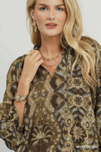 Load image into Gallery viewer, Umgee Abstract Print Balloon Sleeve Top in Moss Brown
