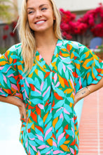 Load image into Gallery viewer, Haptics Lightweight Tropical Print Top in Green
