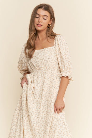 J.nna Floral Print Maxi Dress in Neutral