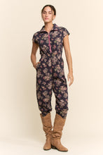 Load image into Gallery viewer, Davi &amp; Dani Floral Print Scuba Zipper Front Jumpsuit in Navy
