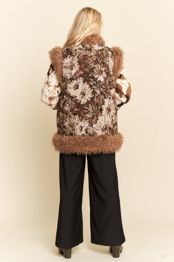 Davi & Dani Floral Jacquard and Faux Fur Trim Vest in Brown