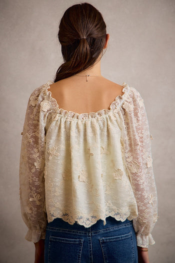 So Me 3D Floral Lace Scallop Edge Blouse in Cream