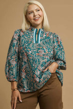 Load image into Gallery viewer, Umgee Mixed Floral Print Top in Teal Mix

