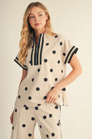 Jodifl Color Rib Band Contrast Zip Up Polka Dot Top in Oatmeal