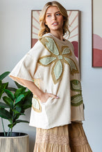 Load image into Gallery viewer, Oli &amp; Hali OVERSIZED Contrasting Flower Patch Top in Cream
