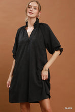 Load image into Gallery viewer, Umgee Floral Textured Jacqaurd V-Neck Dress in Black
