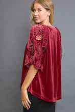 Load image into Gallery viewer, Umgee Velvet Split Neck Top with Floral Lace Sleeves in Wine
