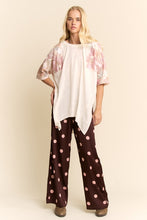 Load image into Gallery viewer, Davi &amp; Dani Knit Top with Sequin Floral Sleeves in Pale Pink
