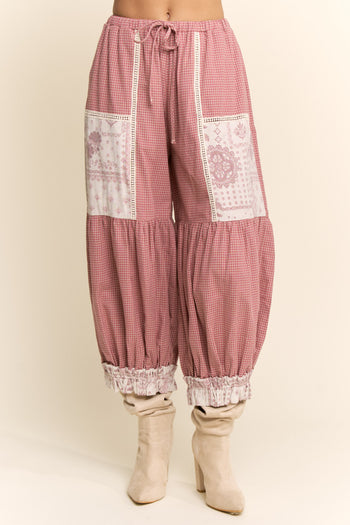 Davi & Dani Contrast Patchwork Bloomer Pants in Rose Pink