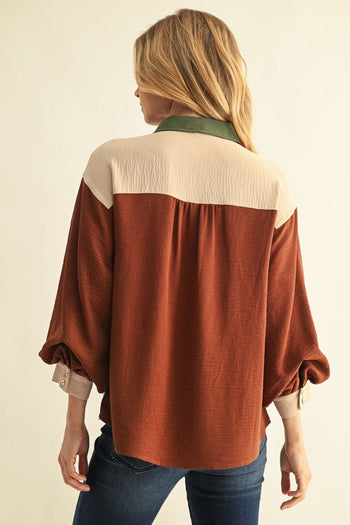 Jodifl Colorblock Crinkle Button-Down Top in Brown Mix