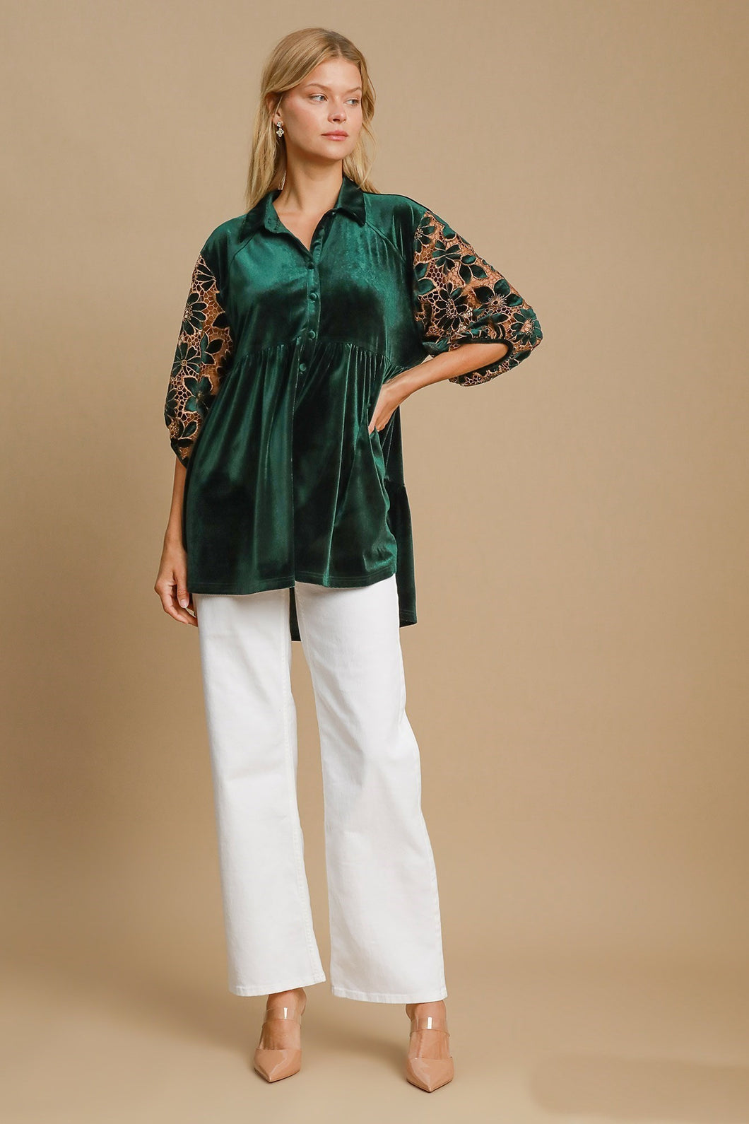 Umgee Velvet Lace Sleeve Tunic Top in Hunter Green
