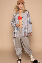 Load image into Gallery viewer, POL Floral and Plaid Print Button Down Top in Grey Multi
