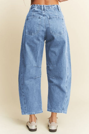Davi & Dani Mid Rise Denim Barrell Jeans in Light Blue Denim