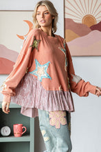 Load image into Gallery viewer, Oli &amp; Hali Mineral Washed Star Patched Top with Contrasting Ruffled Hem in Salmon
