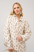 Load image into Gallery viewer, Blue B Quilted Western Horse Print Jacket in Cream
