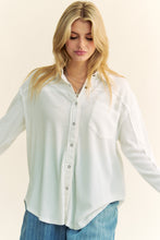 Load image into Gallery viewer, Davi &amp; Dani Textured Knit Button Down Top in White
